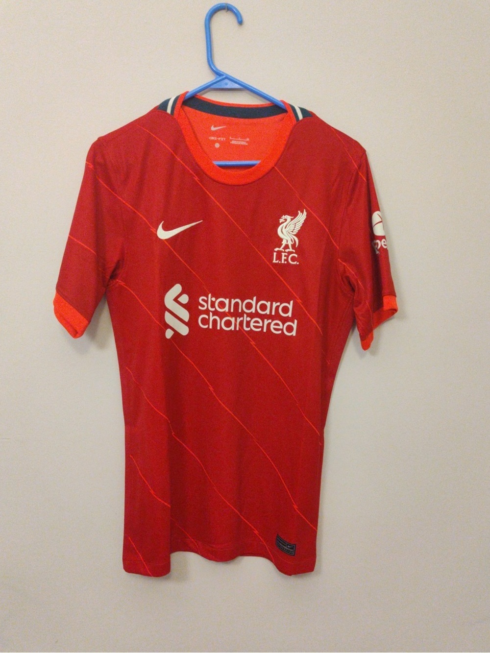Nike Liverpool 2021/2022 Replica Home Jersey